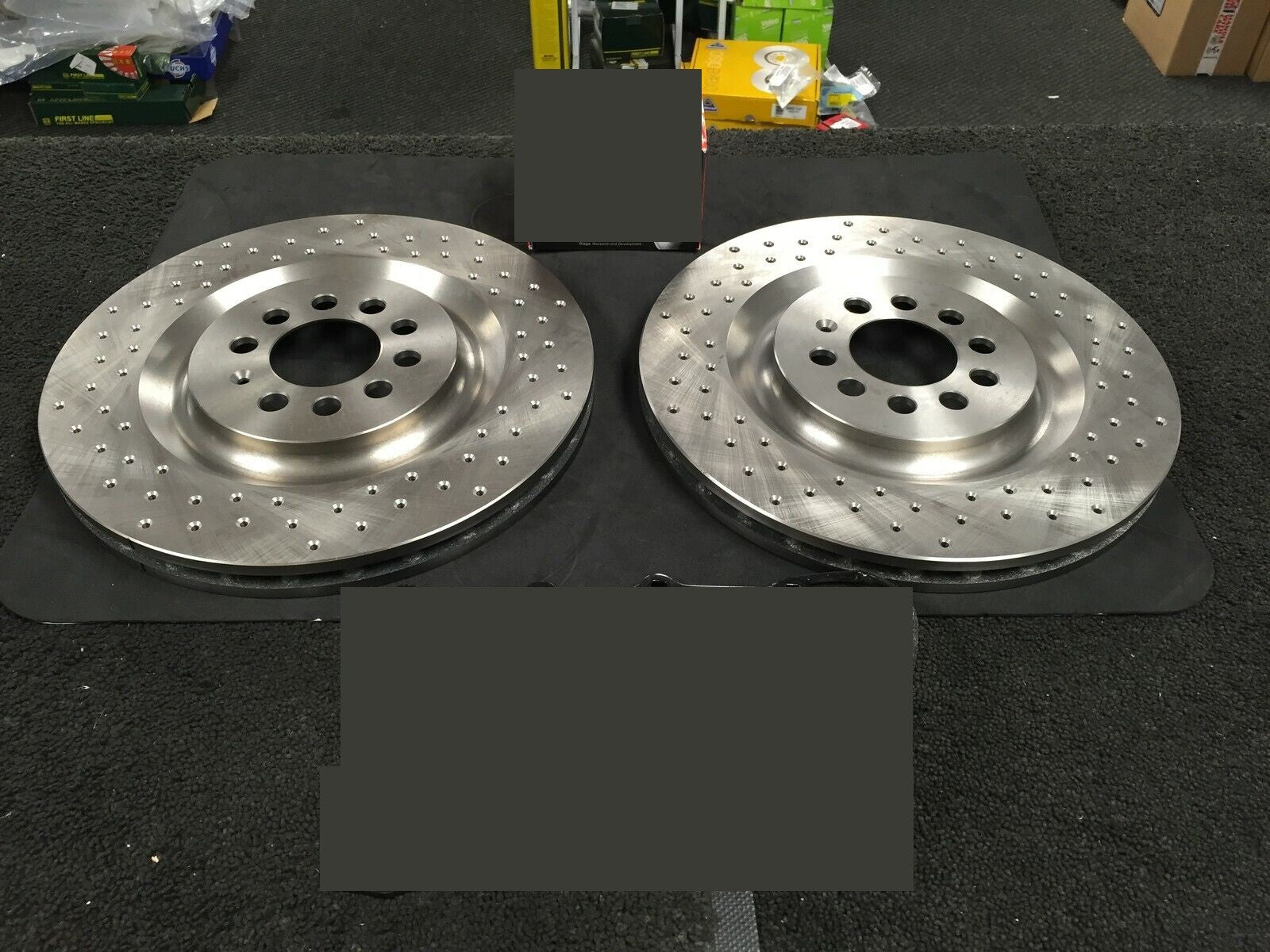SEAT LEON 1.8T TURBO CUPRA R S3 FRONT DRILLED BRAKE DISCS 323MM PAIR