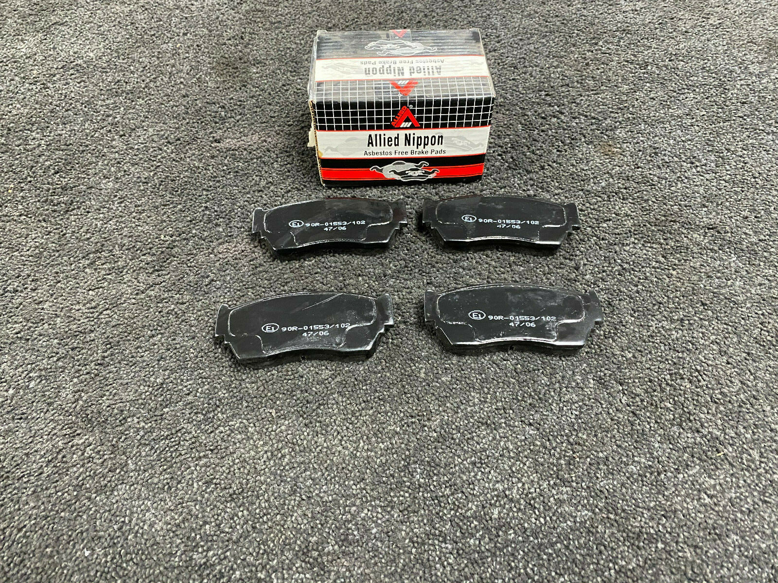 BRAKE PADS SET FITS NISSAN SUNNY N14 1.4 FRONT 90-95 41060-50Y94