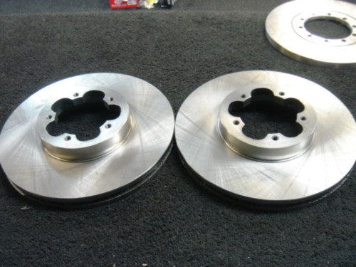 FORD TRANSIT TDCI 2006 ON  RWD FRONT VENTED BRAKE DISCS BRAKE PADS