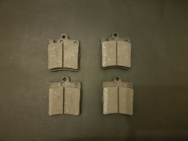 FOR MERCEDES W203 C CLASS A209 CLK W210 E CLASS OE QUALITY REAR BRAKE PADS