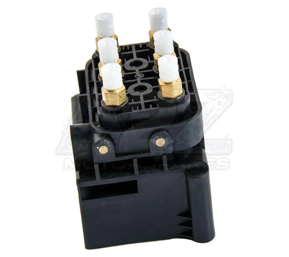 7P0698014 Fit Audi Q7 VW Touareg 2002 2015 Air Suspension Solenoid Valve Block