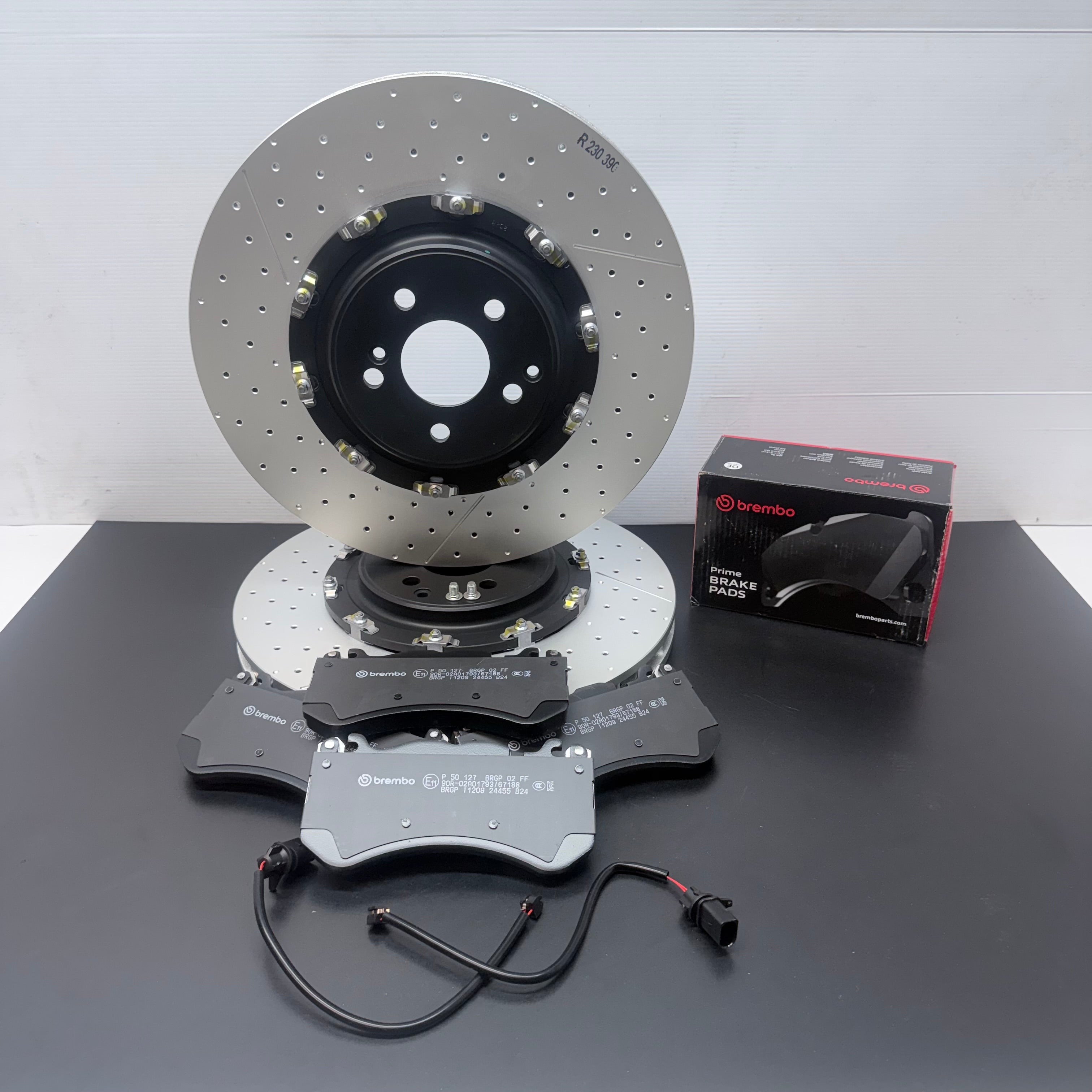 FOR MERCEDES C63 & E63S AMG FRONT 2 PIECE FLOATING BREMBO BRAKE DISCS PADS 390mm