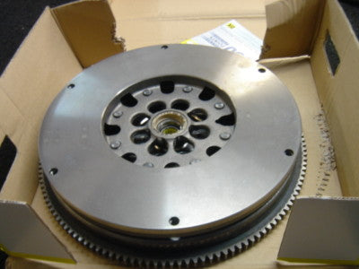 FOR JEEP CHEROKEE 2.8CRD 2004   DUAL MASS FLYWHEEL NEW
