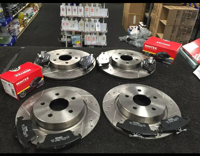 FORD FOCUS MK3  2.0TDCi BRAKE DISCS CROSS DRILLED GROOVED MINTEX BRAKE PADS
