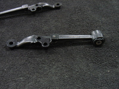 FOR IS200 IS300 SPORTCROSS ALTEZZA FRONT RIGHT LOWER WISHBONE CONTROL ARM BUSH