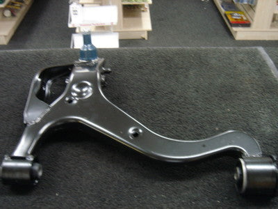 RANGE ROVER SPORT TDV6 HSE S TD8 LOWER WISHBONE ARM BALL JOINT DRIVER SIDE