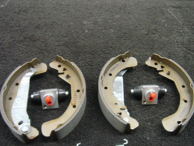 VAUXHALL ASTRA H MK5 1.4 1.6 COMBO 1.7CDTi 2004-09 BRAKE SHOES WHEEL CYLINDER