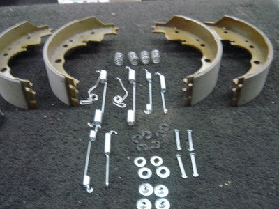 FOR TWIN WHEELER LDV CONVOY TWIN WHEELER REAR BRAKE SHOES WITH FITTING KIT