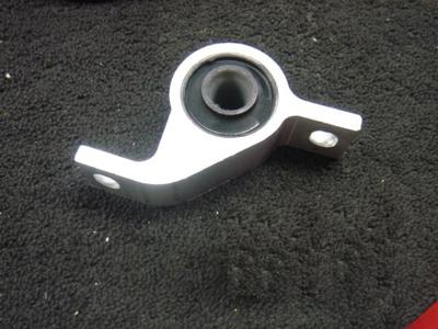 FOR FORESTOR 2.0 TURBO 2.5XT 1999-08 FRONT LOWER WISHBONE ARM REAR BUSH LH  