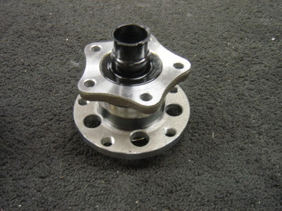 AUDI A4 A6  PASSAT SKODA SUPERB WHEEL BEARING REAR WHEEL BEARING HUB