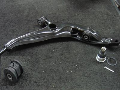 FOR CRV 2.0 1995-2002 LOWER WISHBONE ARM BALL JOINT WISHBONE BUSH DRIVER SIDE