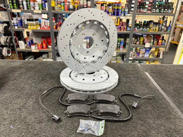 AUDI RS6 C6 V10 (2008 10) PAIR REAR BRAKE DISC AND PAD PAIR