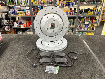 AUDI RS6 C6 V10 (2008 10) PAIR REAR BRAKE DISC AND PAD PAIR