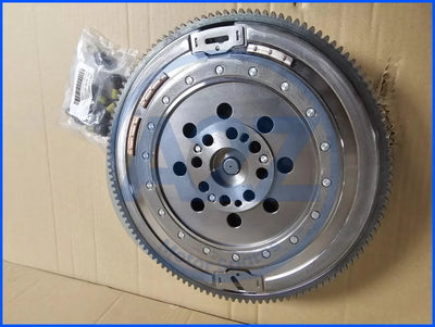 BMW 118i 218i 318i 116 F20 F21 F22 F23 F30 F31 1.5D DUAL MASS FLYWHEEL LUK 415 0823 10