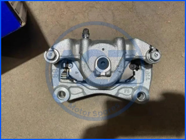BRAND NEW GENUINE NISSAN JUKE TEKNA DiG-T DF15 2008-19 2 FRONT BRAKE CALIPER PADS CARRIER BRACKET 296mm