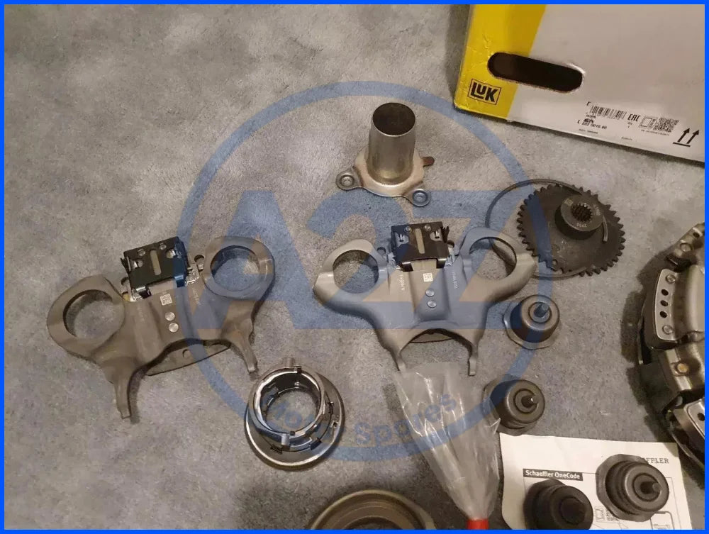 DSG CLUTCH KIT FOR CLIO GRAND KANGOO CAPTUR 1.2 MERCEDES CITAN W415 2CT LuK 302052671R 305015152R