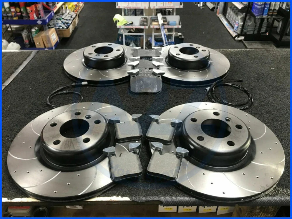 FORBMW M135I F20 DRILLED GROOVED BRAKE DISCS MINTEX BRAKE PAD FRONT REAR 340 + 345