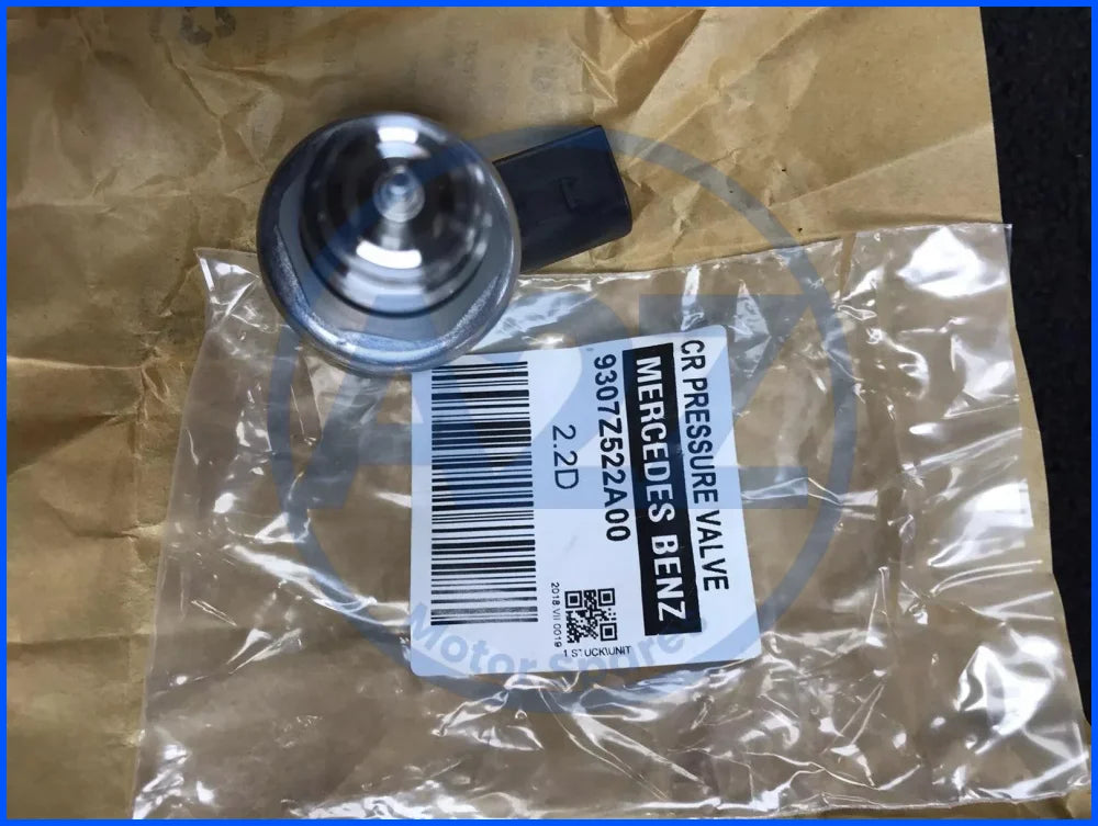 FUEL RAIL PRESSURE REGULATOR VITO SPRINTER C CLASS E CLASS B CLASS CDI 9307Z522A00 GENUINE