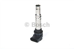 BORA BEETLE GOLF MK5 MK6 TFSi GENUINE BOSCH INGITION COIL NGK SPARK PLUGS X4
