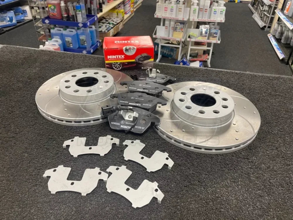 SEAT LEON 1.8SC TSi 180 5F 2013 18 DRILLED GROOVED BRAKE DISCS PADS FRONT REAR