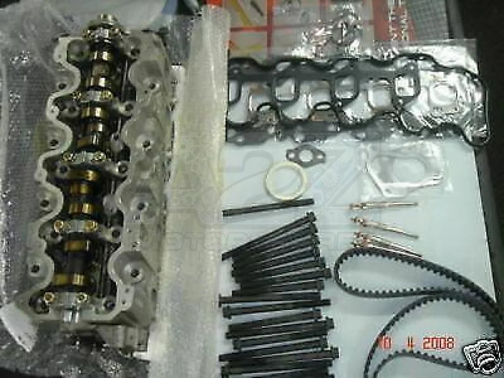 TOYOTA LITE ACE LUCIDA ESTIMA IMPORT 2.2TD 3CT 3CTE CYLINDER HEAD COMPLETE ASSEMBLED CAMSHAFT WITH GASKET AND BOLTS